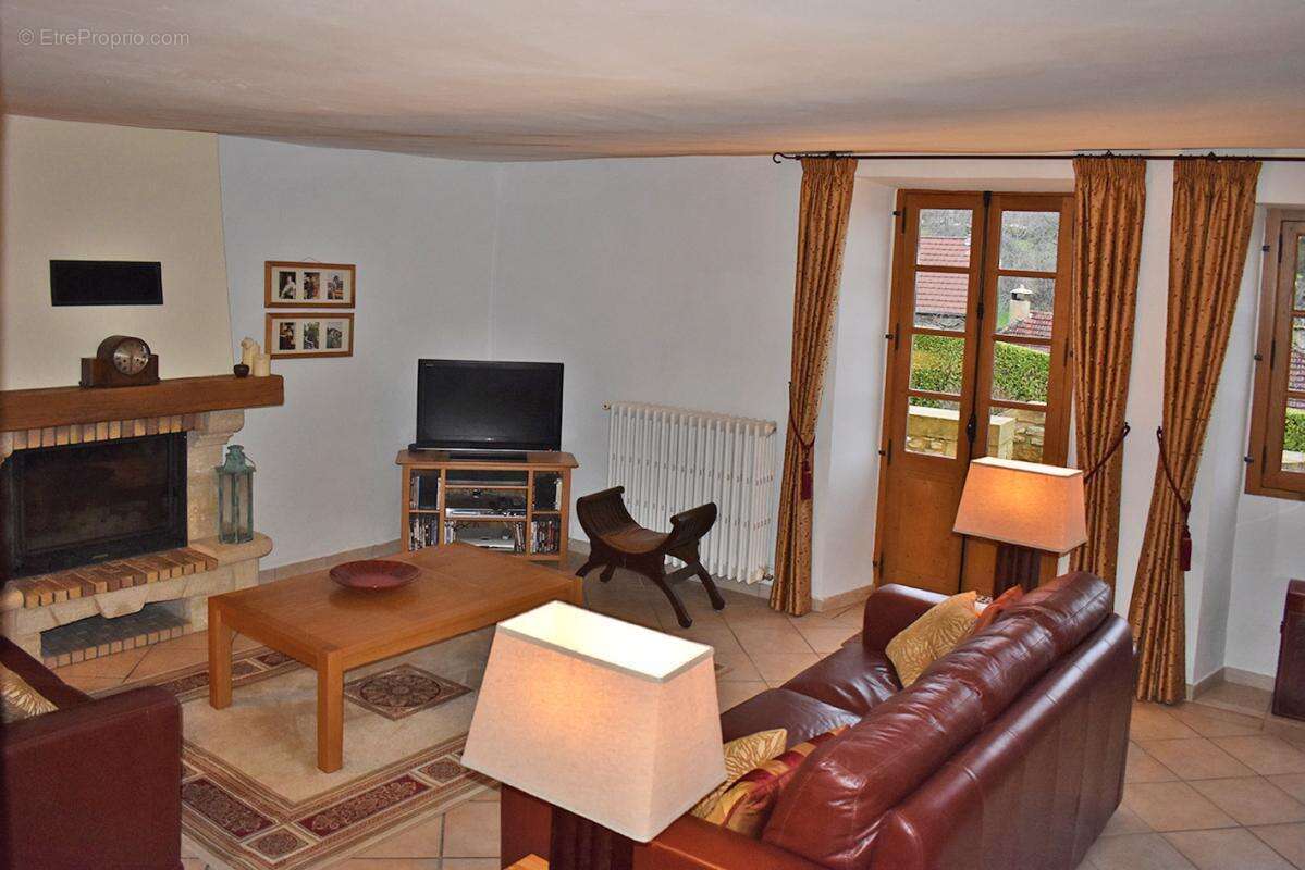 Maison Salignac Eyvignes 6 pièce(s) 119 m2 - photo 5