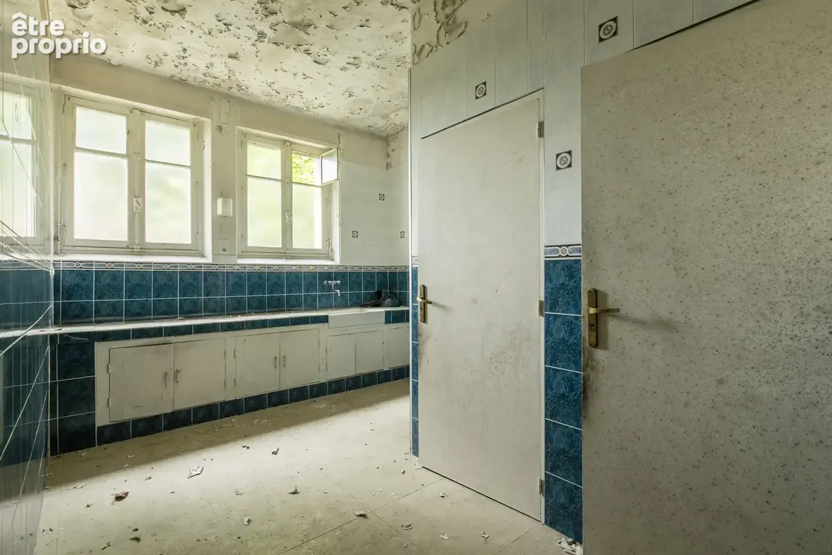 Dpt Aisne (02), à vendre SOISSONS immeuble environ 1000 m2 à découper - photo 12