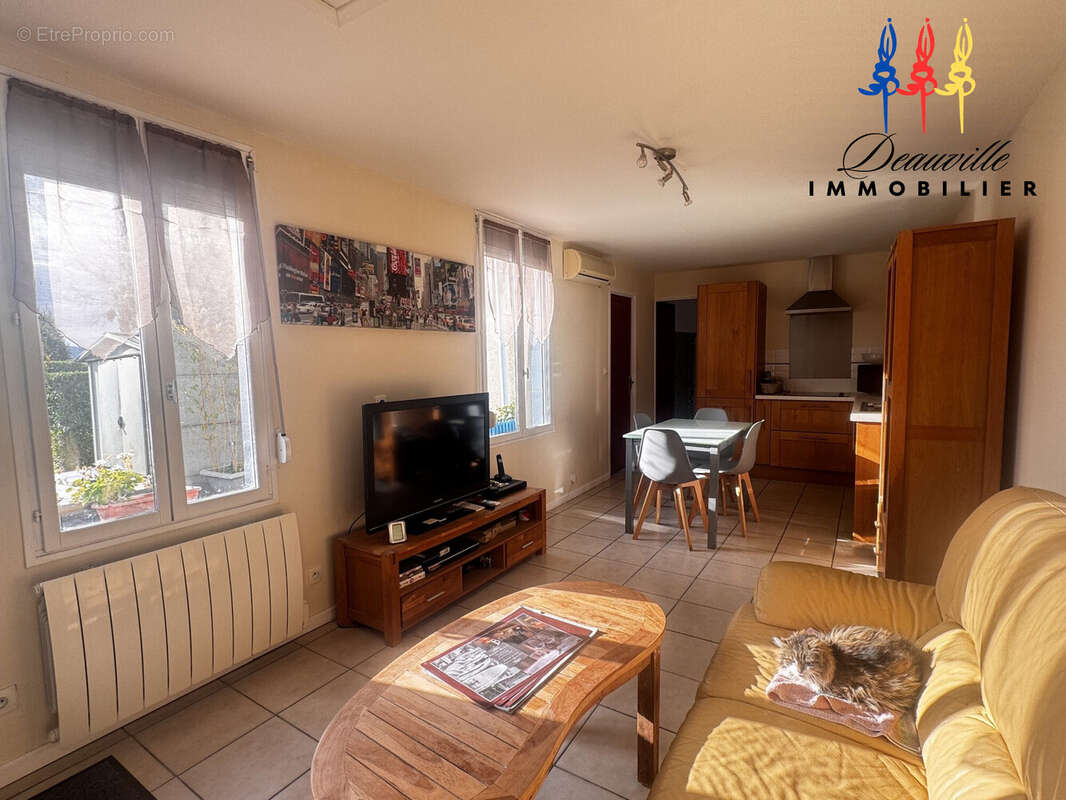 Maison à BLONVILLE-SUR-MER