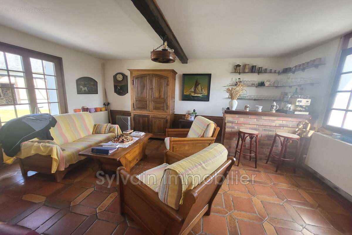 Maison 120 m² à Hanvoile  - photo 4