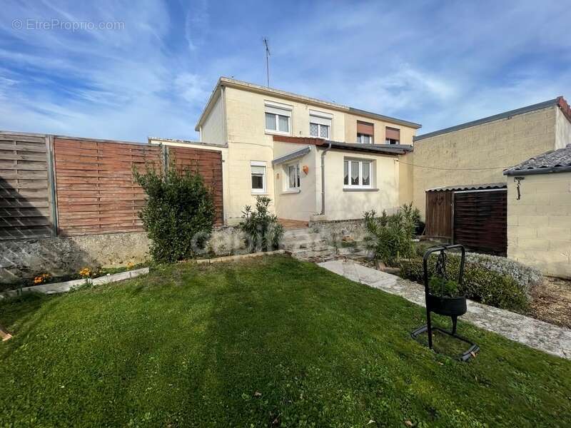 Maison à TERGNIER