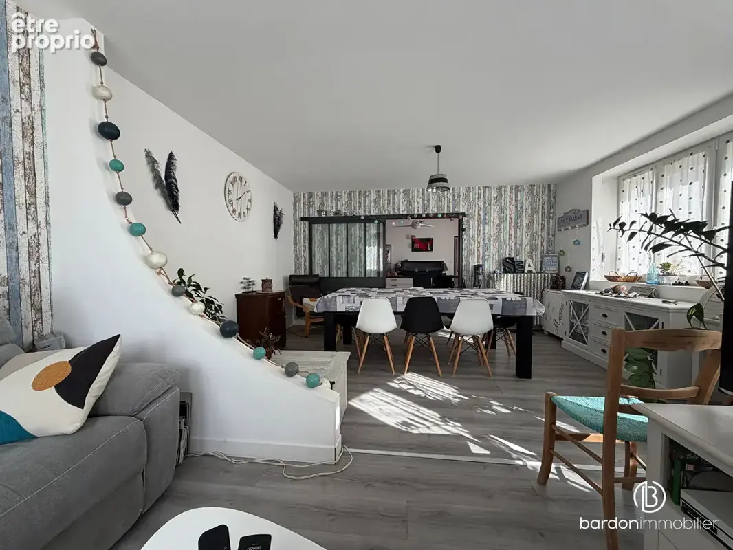 Maison 7 pièces - 145 m² - Centre-ville La Garnache - photo 3