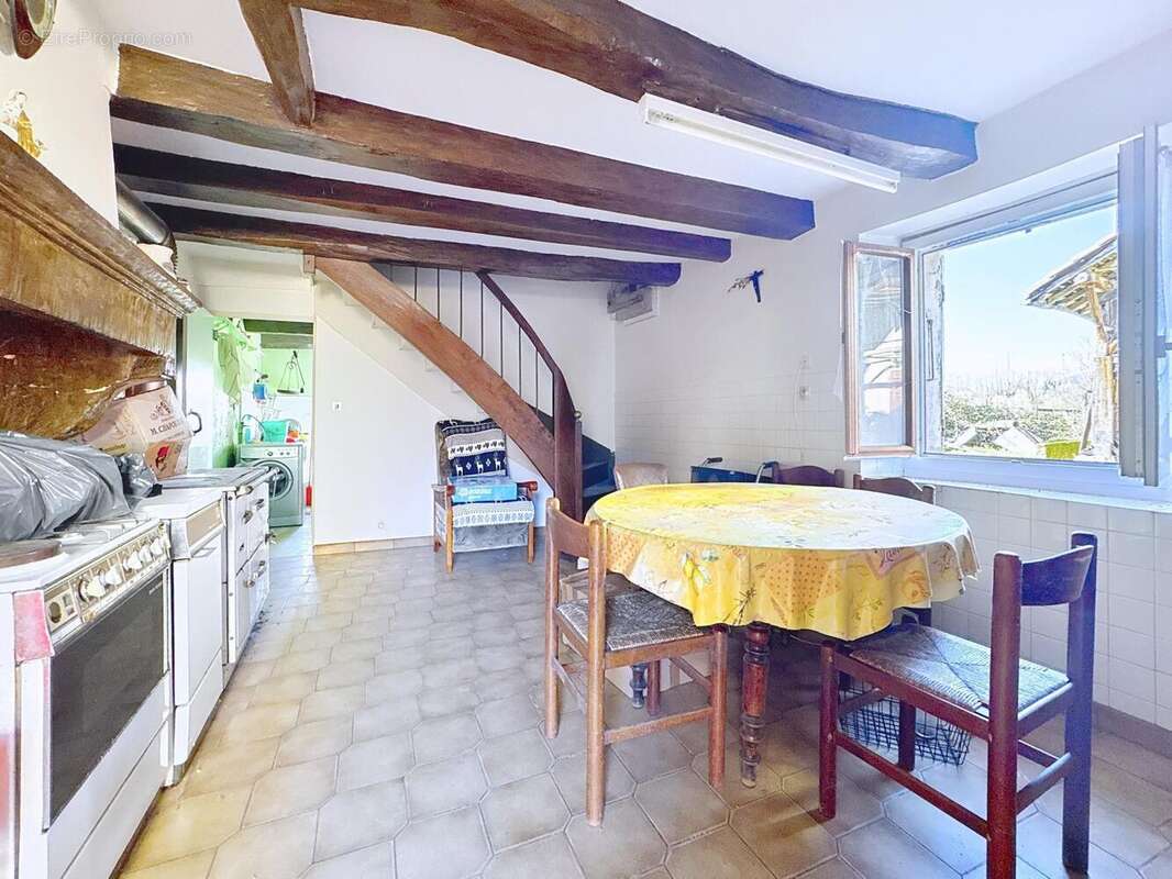 Photo 2 - Maison à SAINT-ETIENNE-DE-CROSSEY