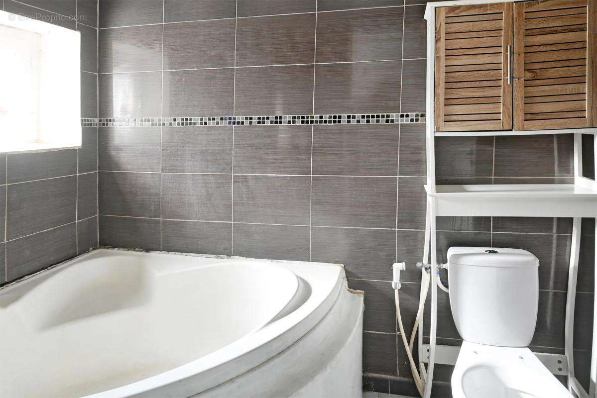 Maison à LA GRAND-COMBE