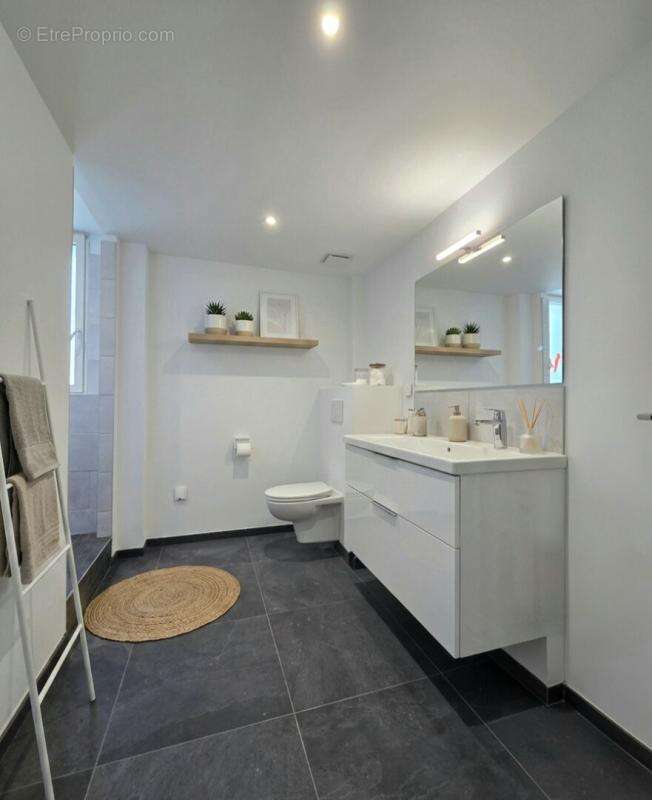 Appartement  4 pièce(s) 93.8 m2 neuf - photo 3