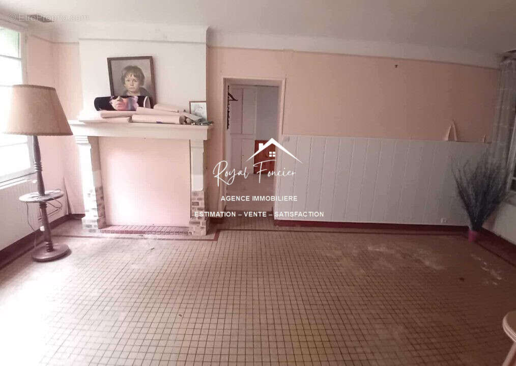 Séjour - Maison à YZEURES-SUR-CREUSE