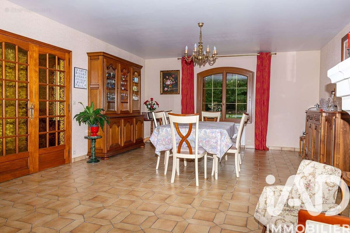 Photo 7 - Maison à VERNOU-SUR-BRENNE