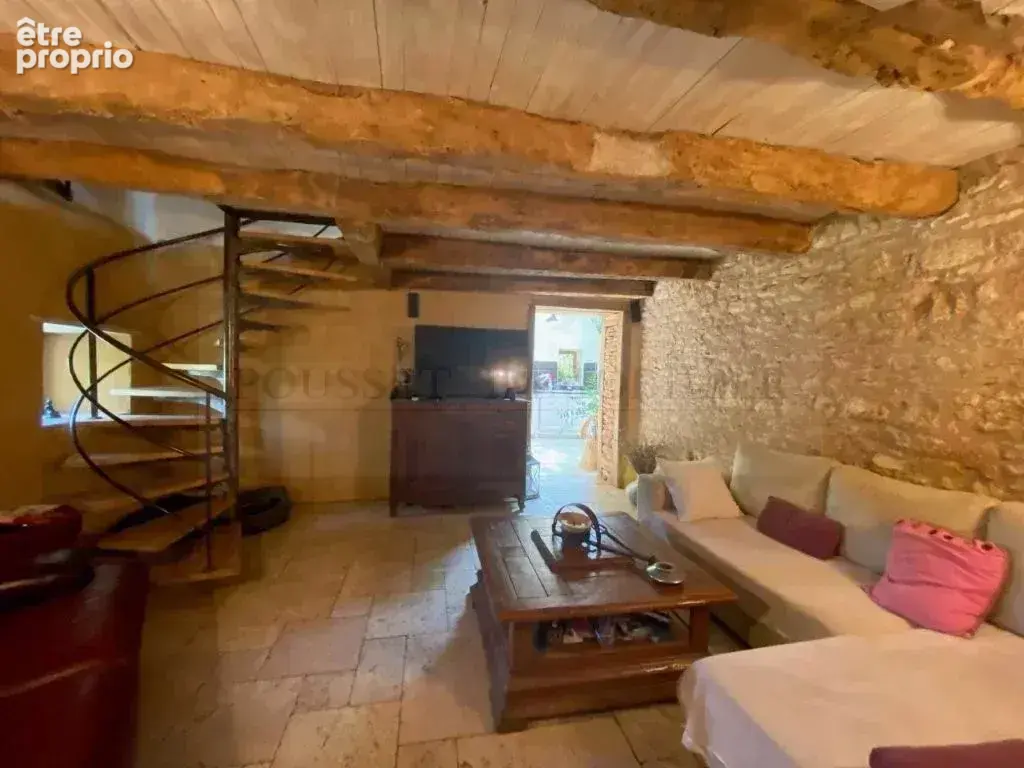 Exceptionnelle propriete en pierre de caractere restauree avec  dependances - photo 8