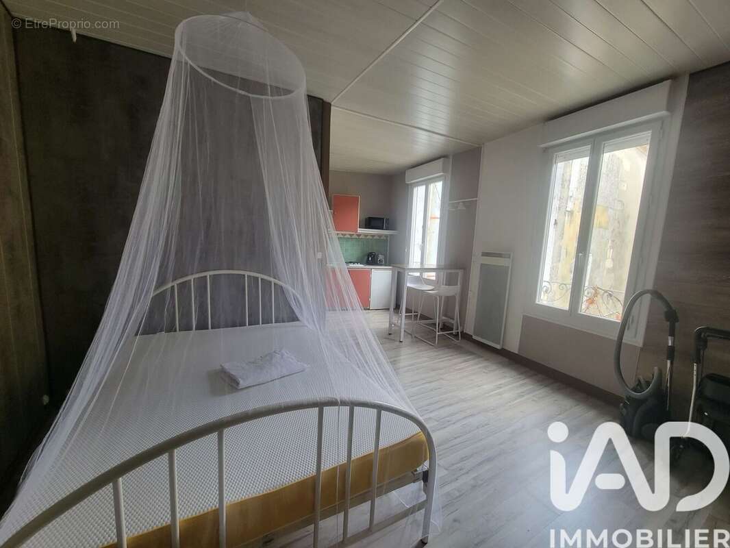Photo 2 - Appartement à SAINTES
