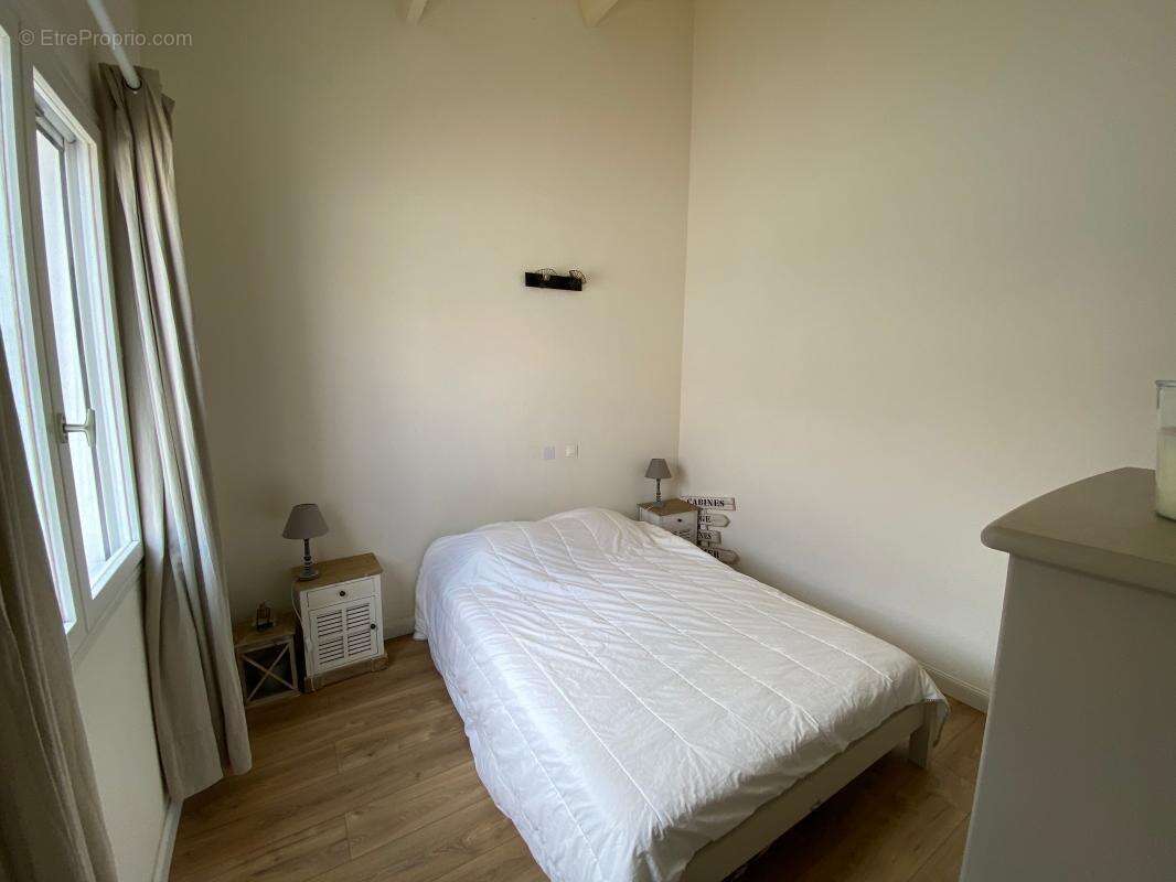 Maison à LES MATHES