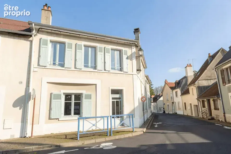 Appartement 270 m² à vendre à Decize (58300) - photo 6