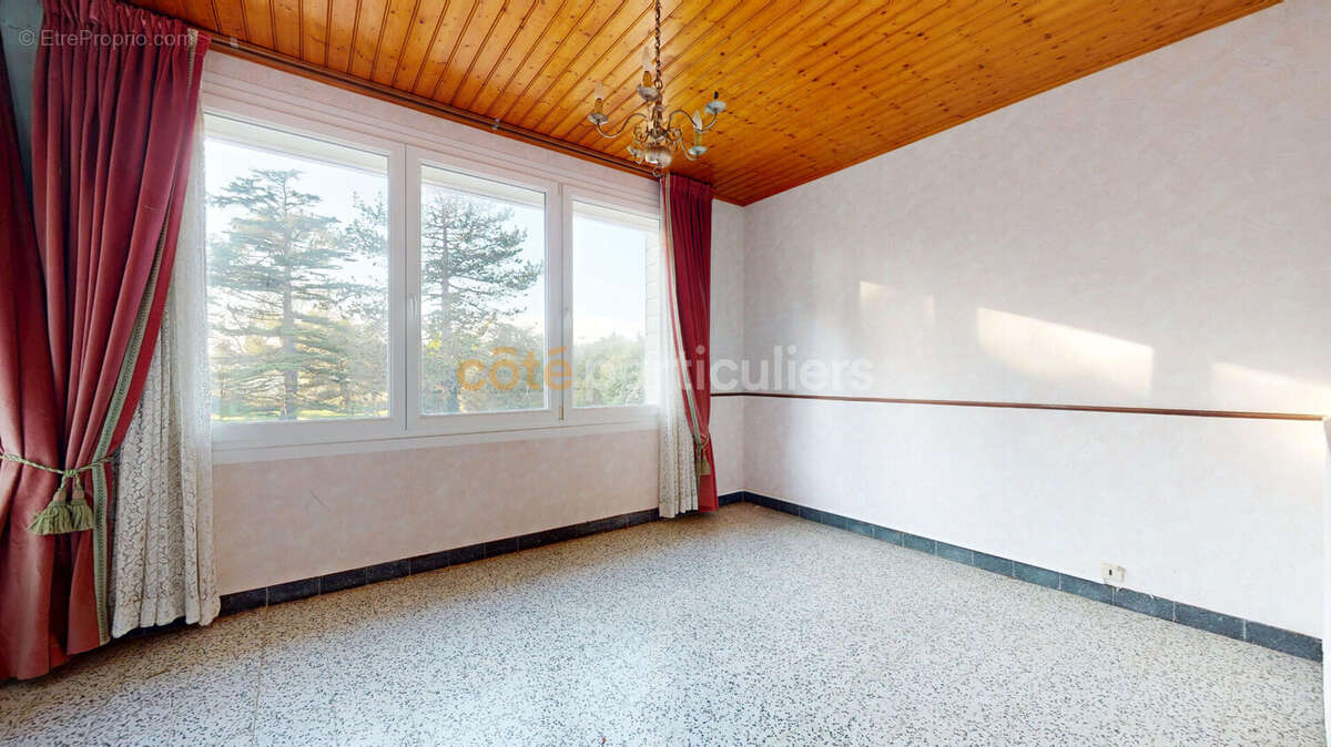 Maison à AGON-COUTAINVILLE