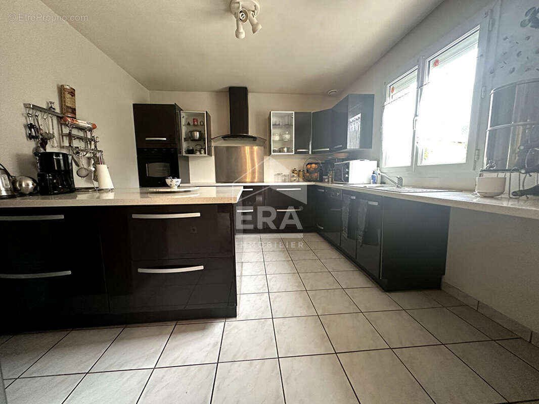 Maison à PONT-SUR-YONNE