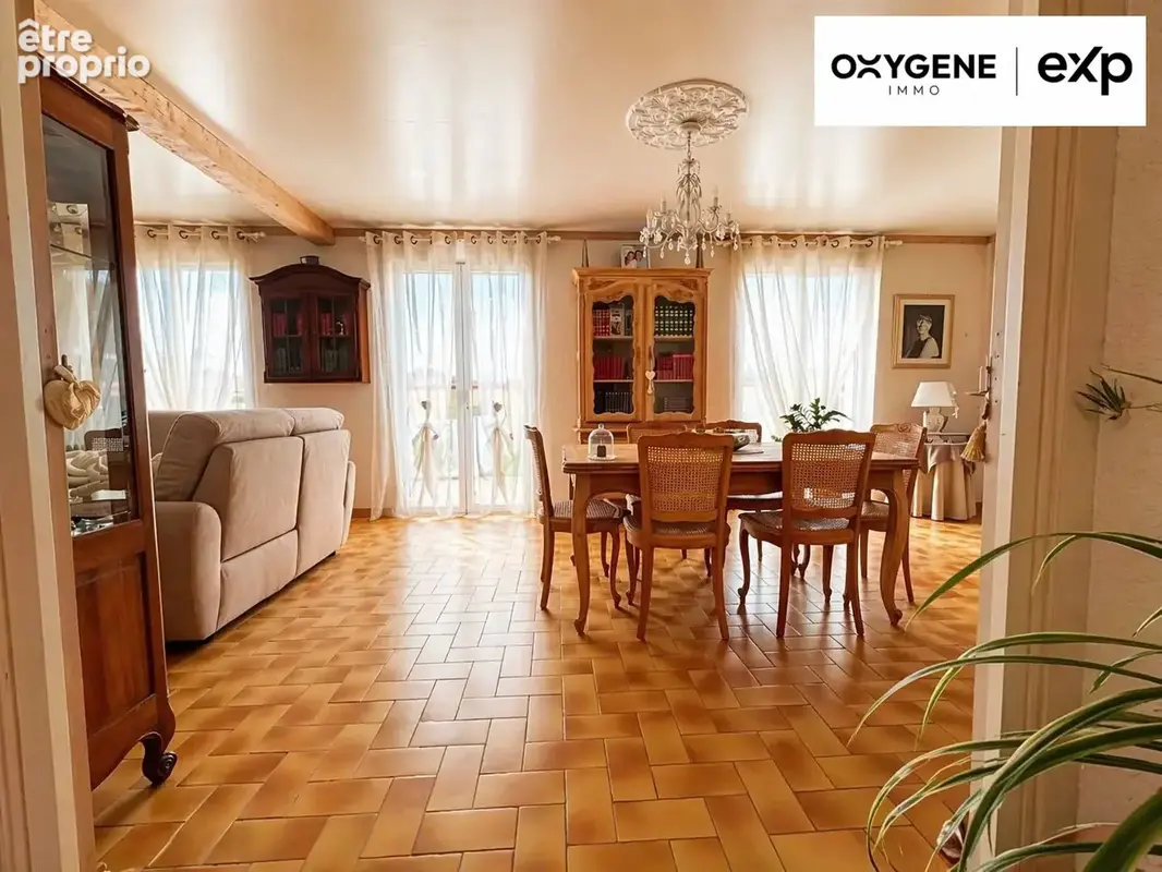 Maison 131 m² à Saint-Laurent-De-La-Salanque  - photo 8