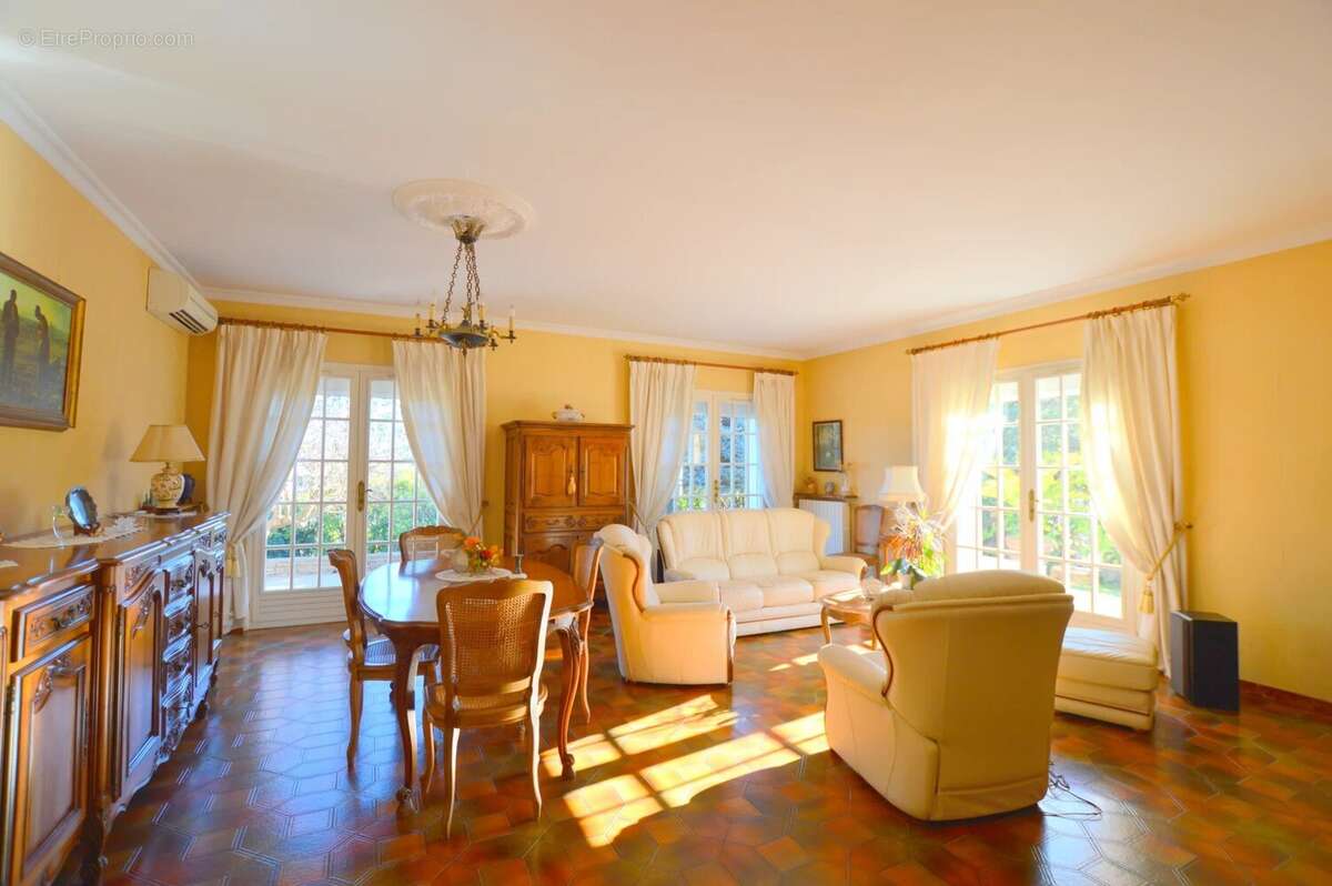 Maison à SAINT-AUNES