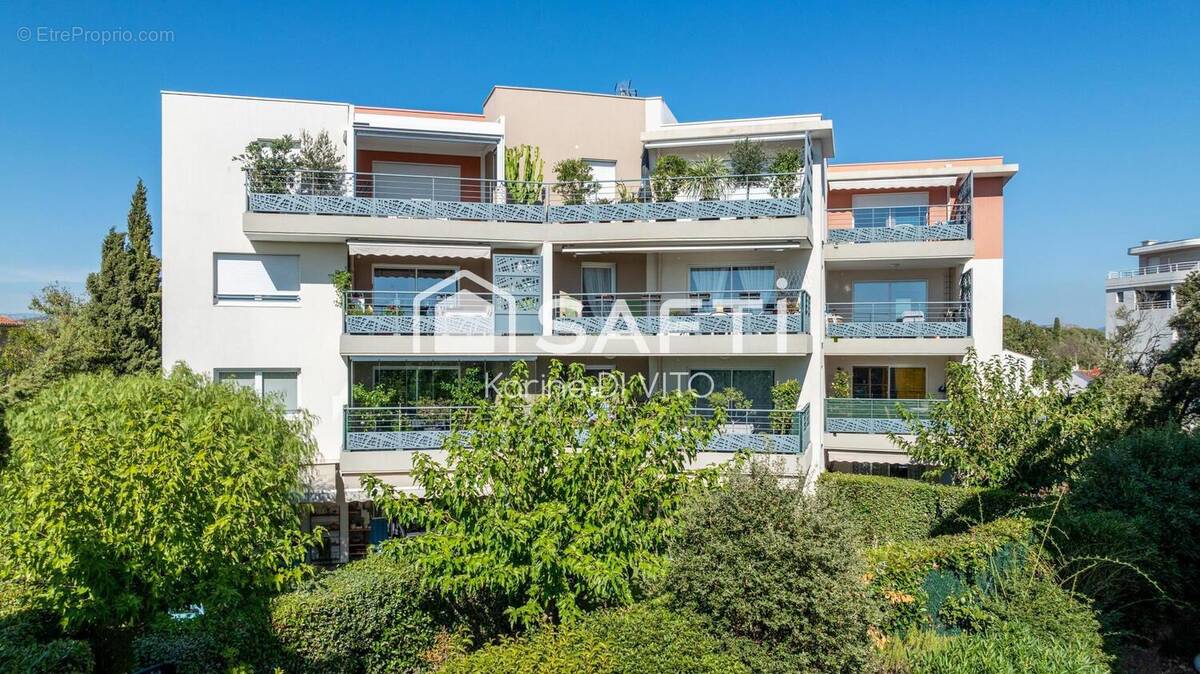 Photo 1 - Appartement à SAINT-RAPHAEL