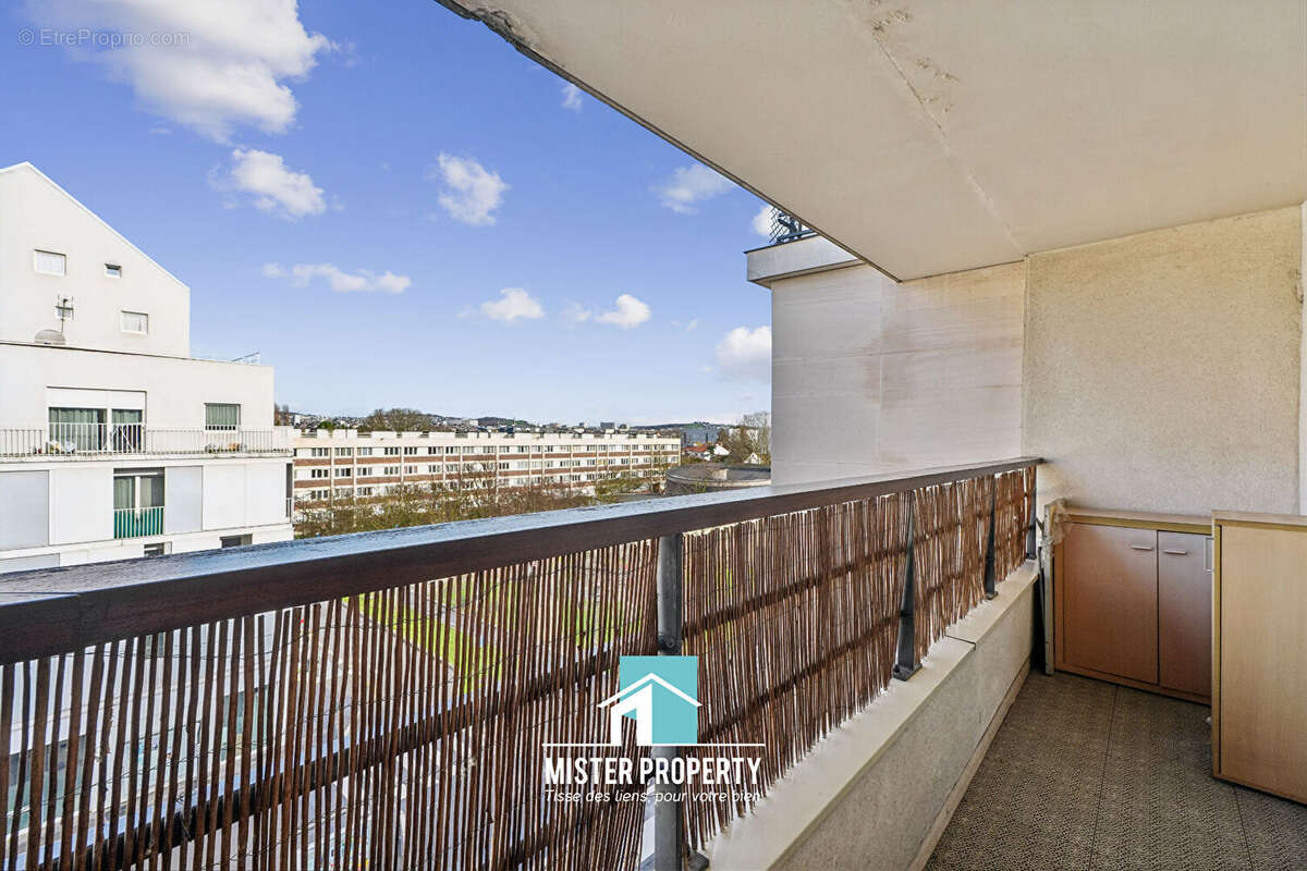 Appartement à COLOMBES
