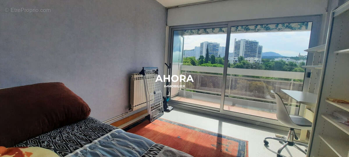 Appartement à MARSEILLE-9E