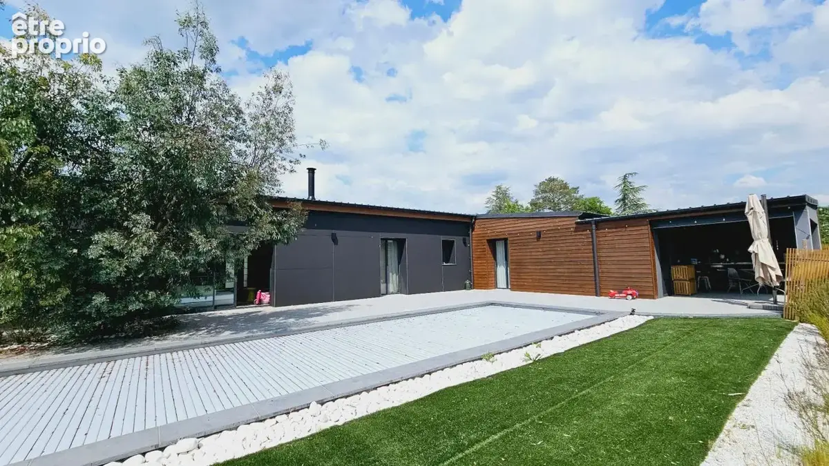 Maison de plain pied de 160m² 5 pieces piscine garage - photo 2