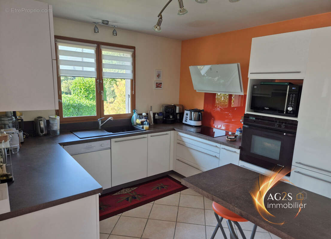 Villa en parfait état d'entretien - photo 3