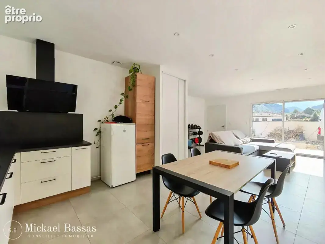 Maison 4 pièces 92 m² à vendre à Ria-Sirach (66500) - photo 4