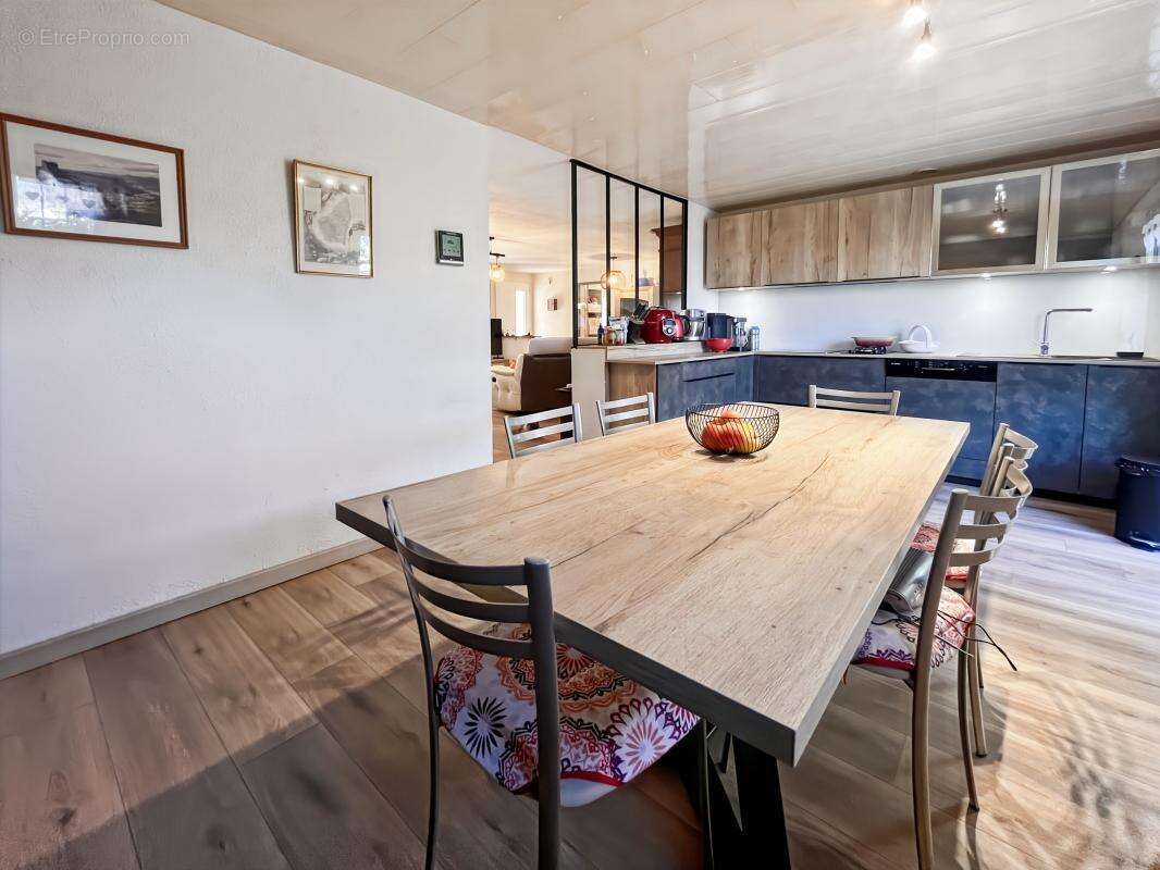 Maison à LIVRON-SUR-DROME