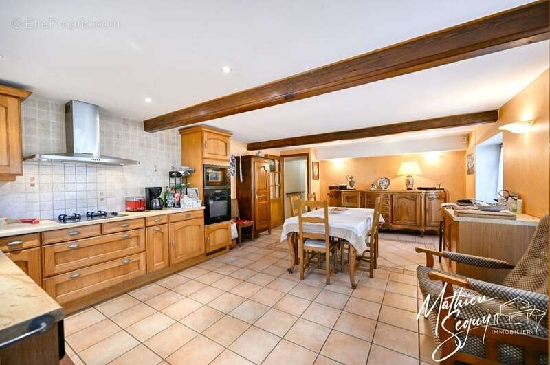 Maison à THURINS