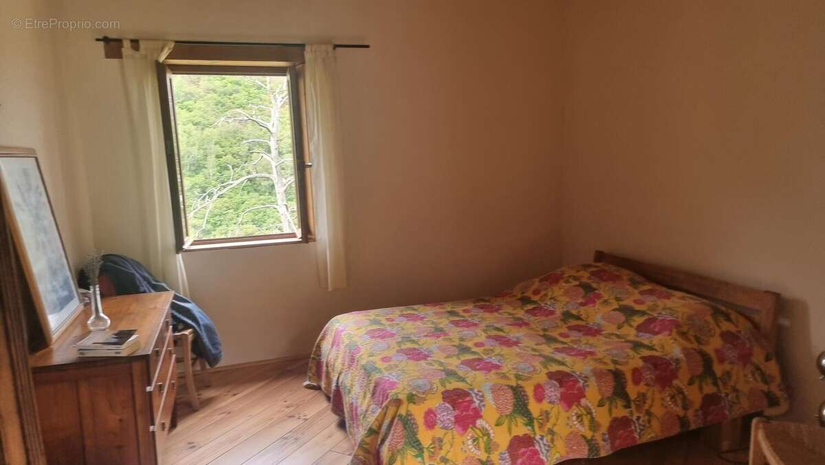 Chambre RDC - Maison à CAPDENAC-GARE