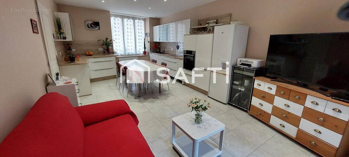 Photo 1 - Maison à FABREZAN