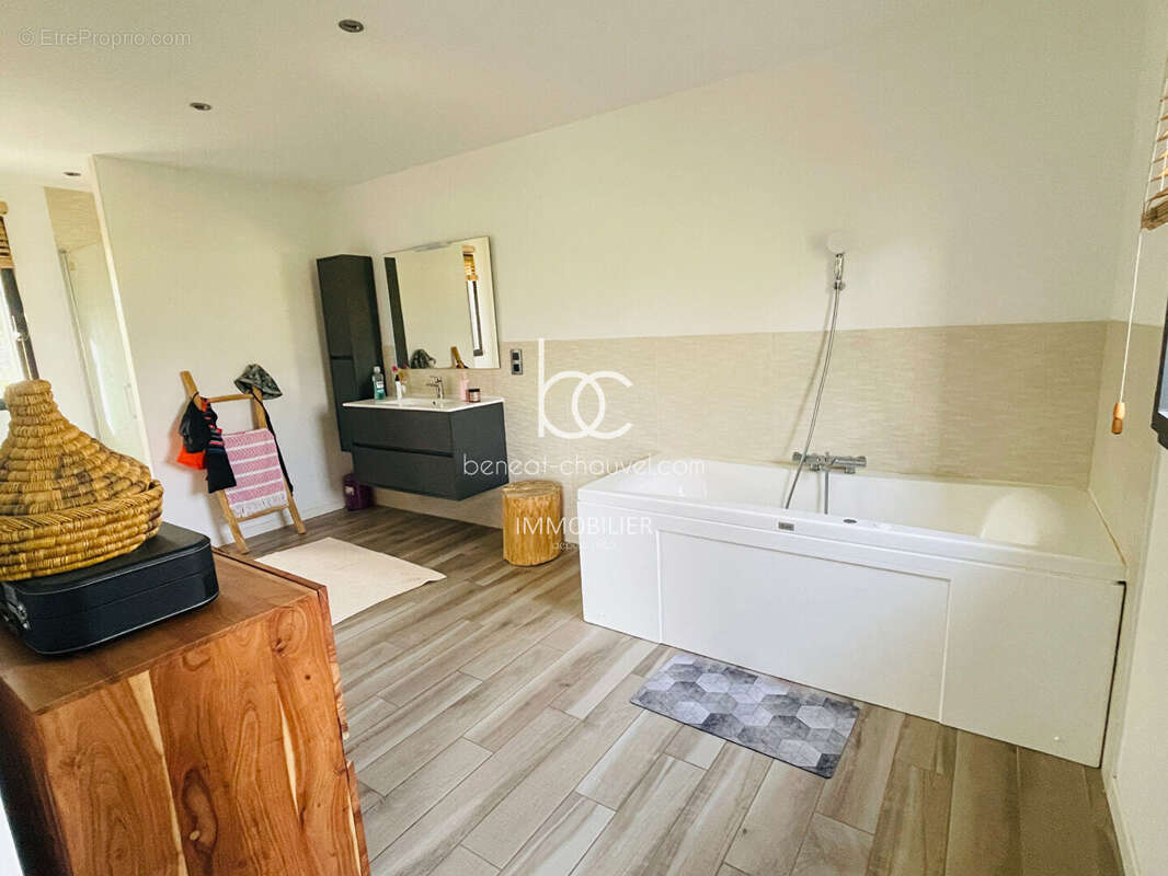 Maison à SAINT-ARMEL