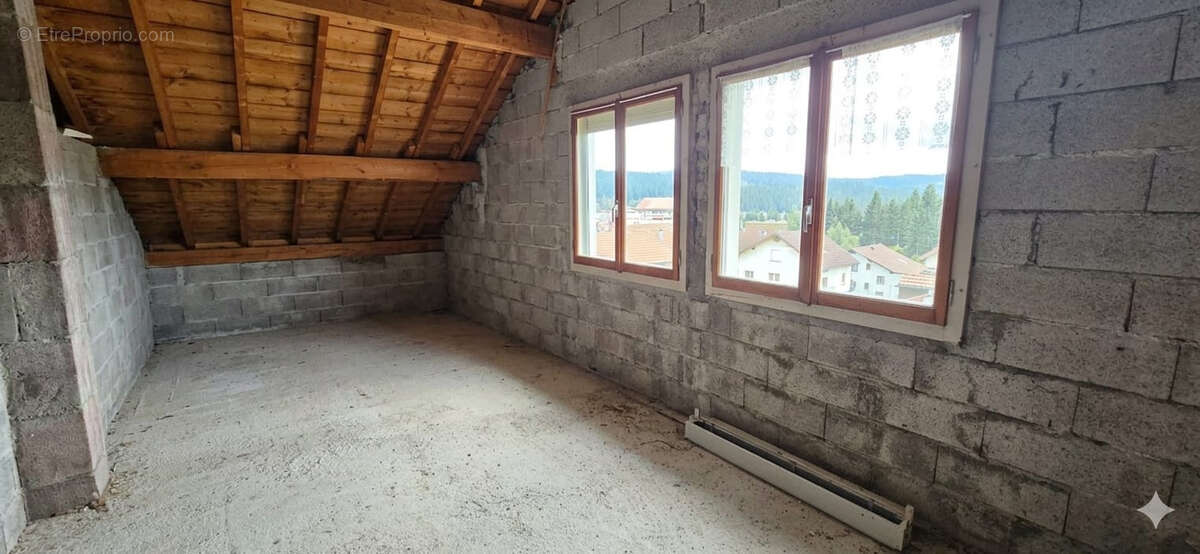 Maison à LES FINS