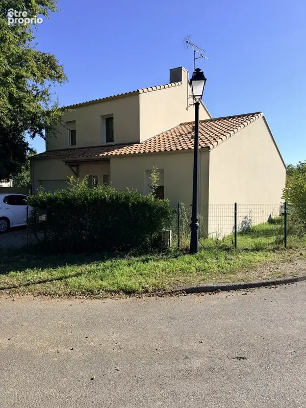 Maison récente centre de Saint Père en Retz - photo 10