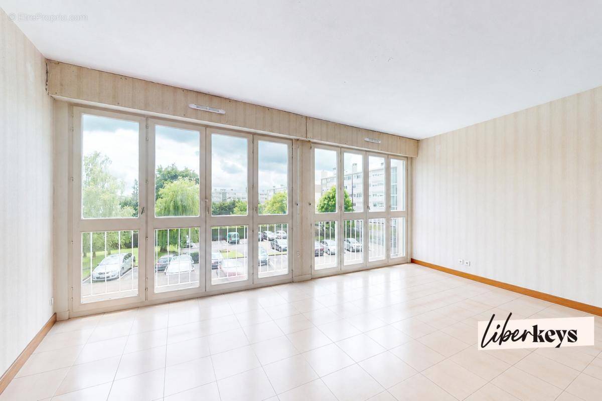 Appartement à BOIS-D'ARCY