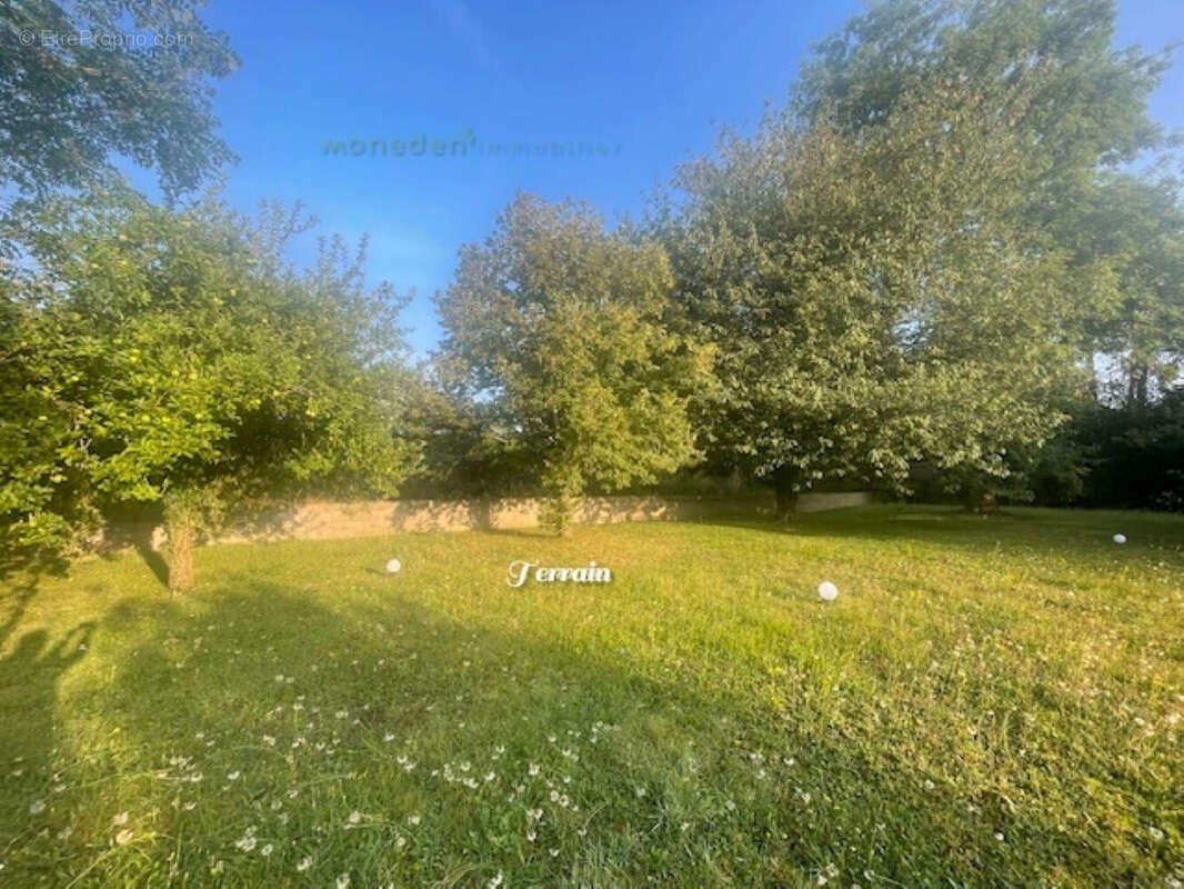 Terrain à GISORS