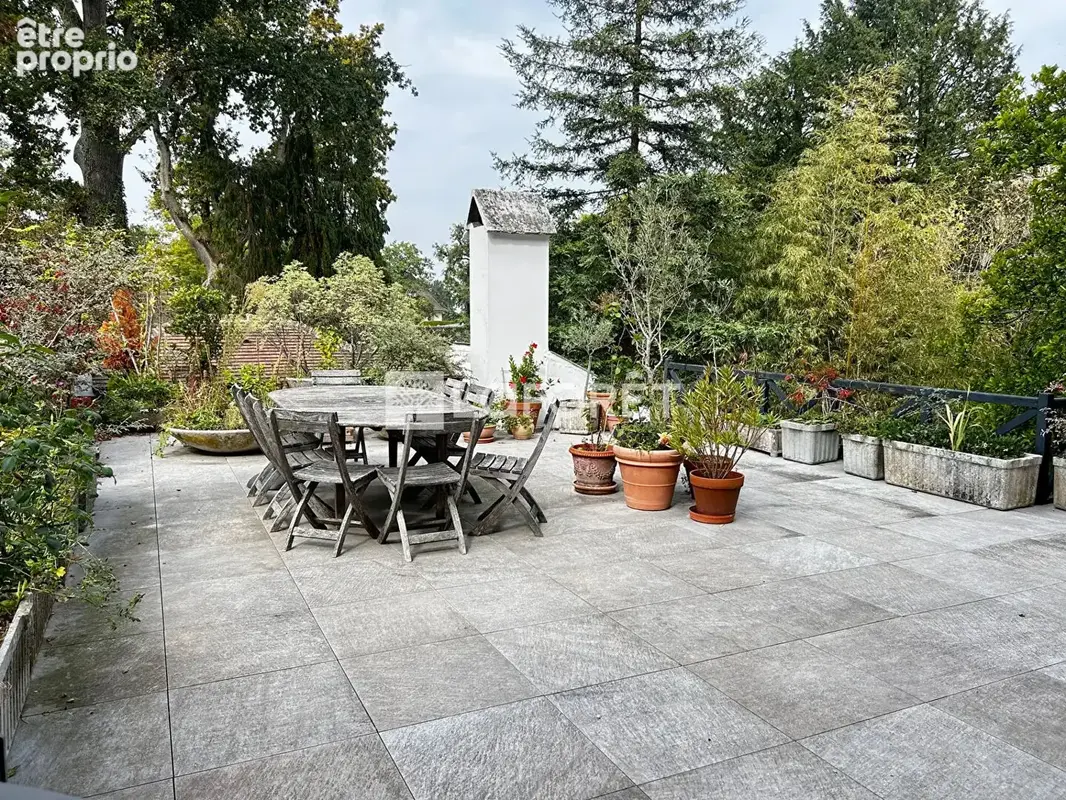 Duplex 7P Garches 244 m², terrasse 78m², cave. Garage double en sus - photo 7