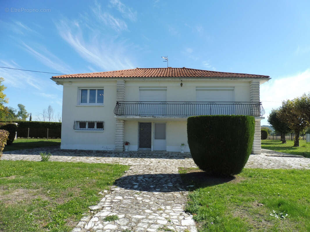 Maison à RIBERAC