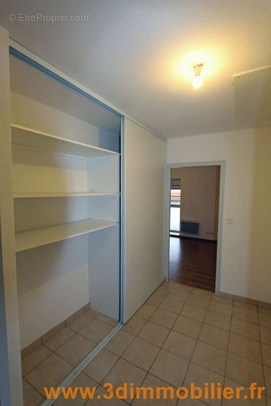 DEGAGEMENT ETAGE - Maison à BLETTERANS