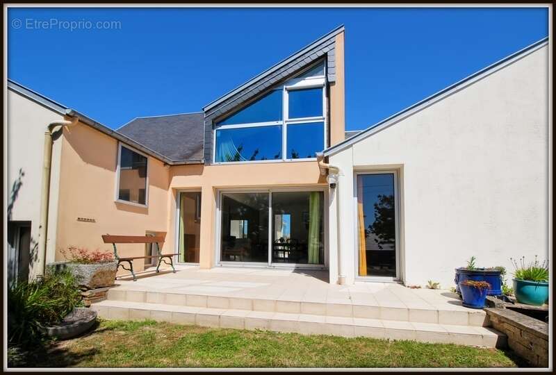 Maison à SAINT-PAIR-SUR-MER