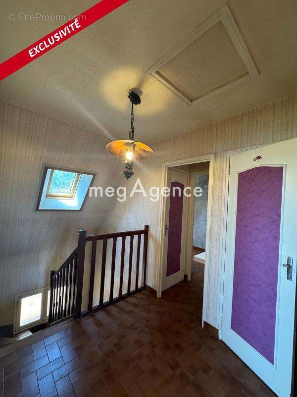 Lanester – Maison 3 chambres avec garage, jardin clos et beau potentiel - photo 14
