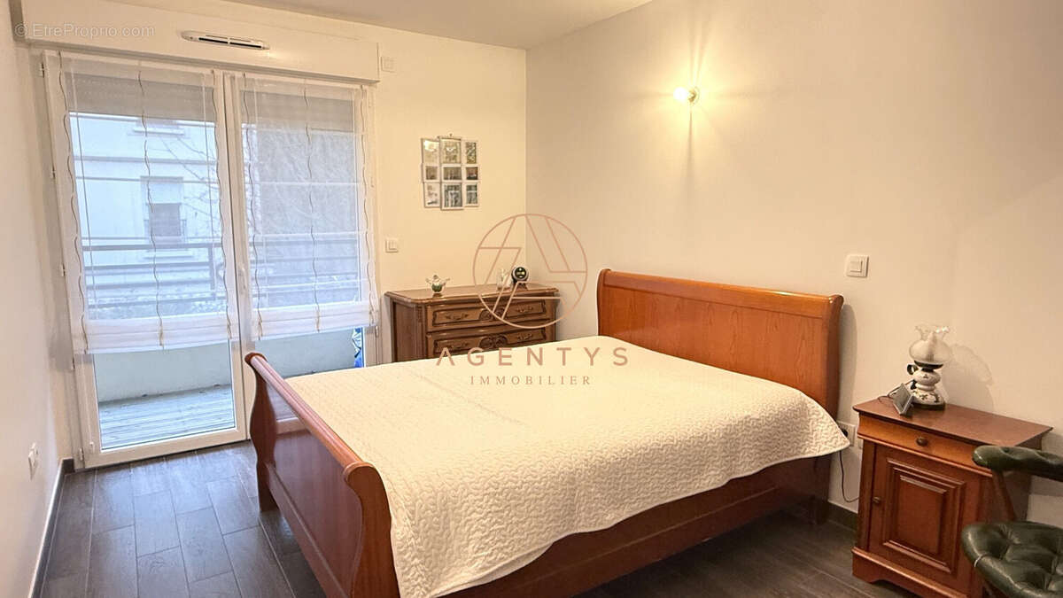 Appartement à LE PLESSIS-TREVISE