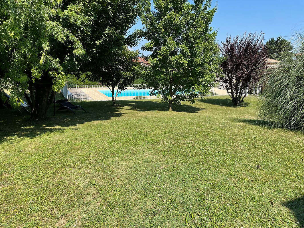 Maison à FONTAINES-SUR-SAONE