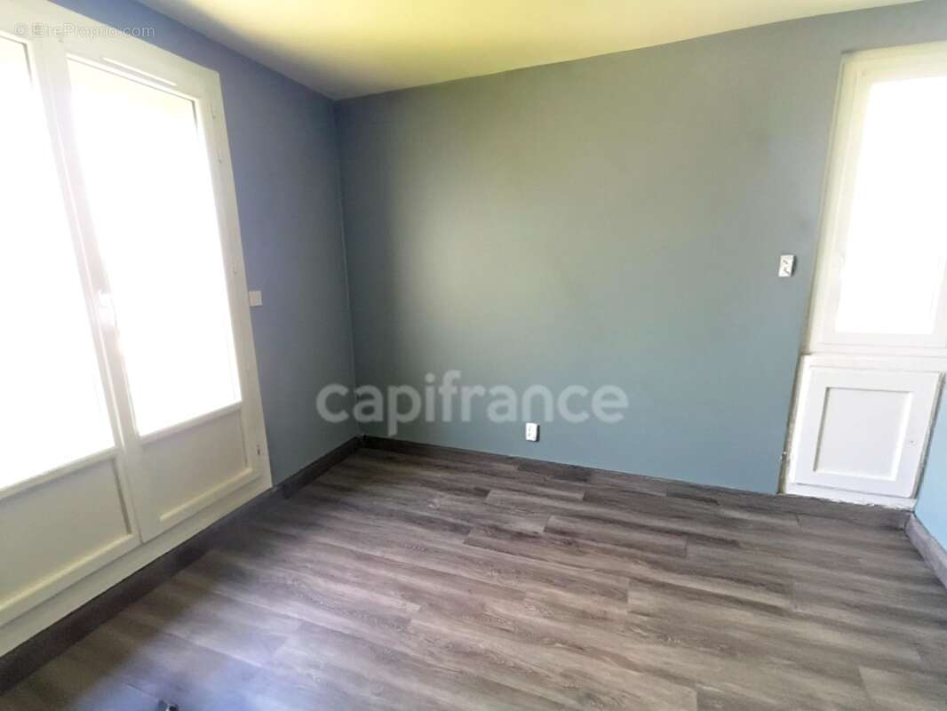 Appartement à vendre de 65m² à Champforgeuil - photo 4
