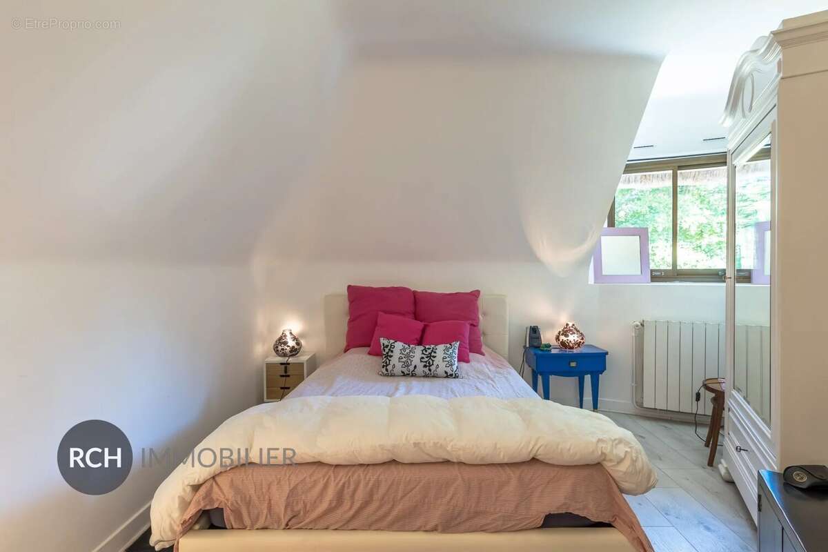 Maison à MONTFORT-L'AMAURY