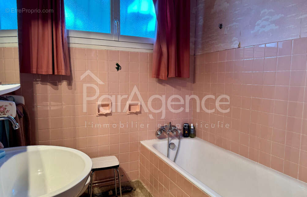 Maison à VAUX-SUR-MER