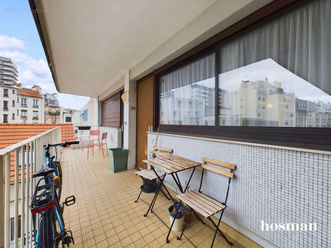 Appartement à PARIS-15E