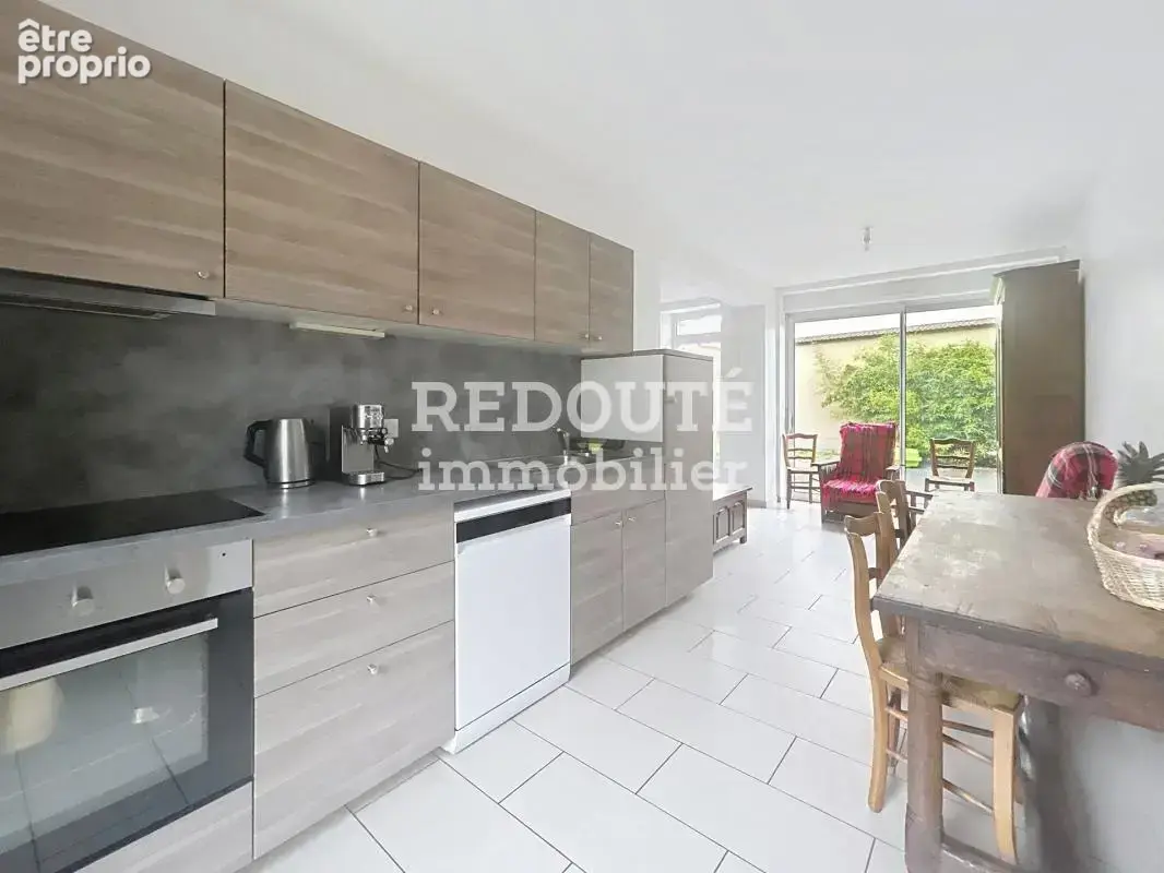 Maison 6 pièces familiale avec cour et jardin - Reims Rosnay - photo 6