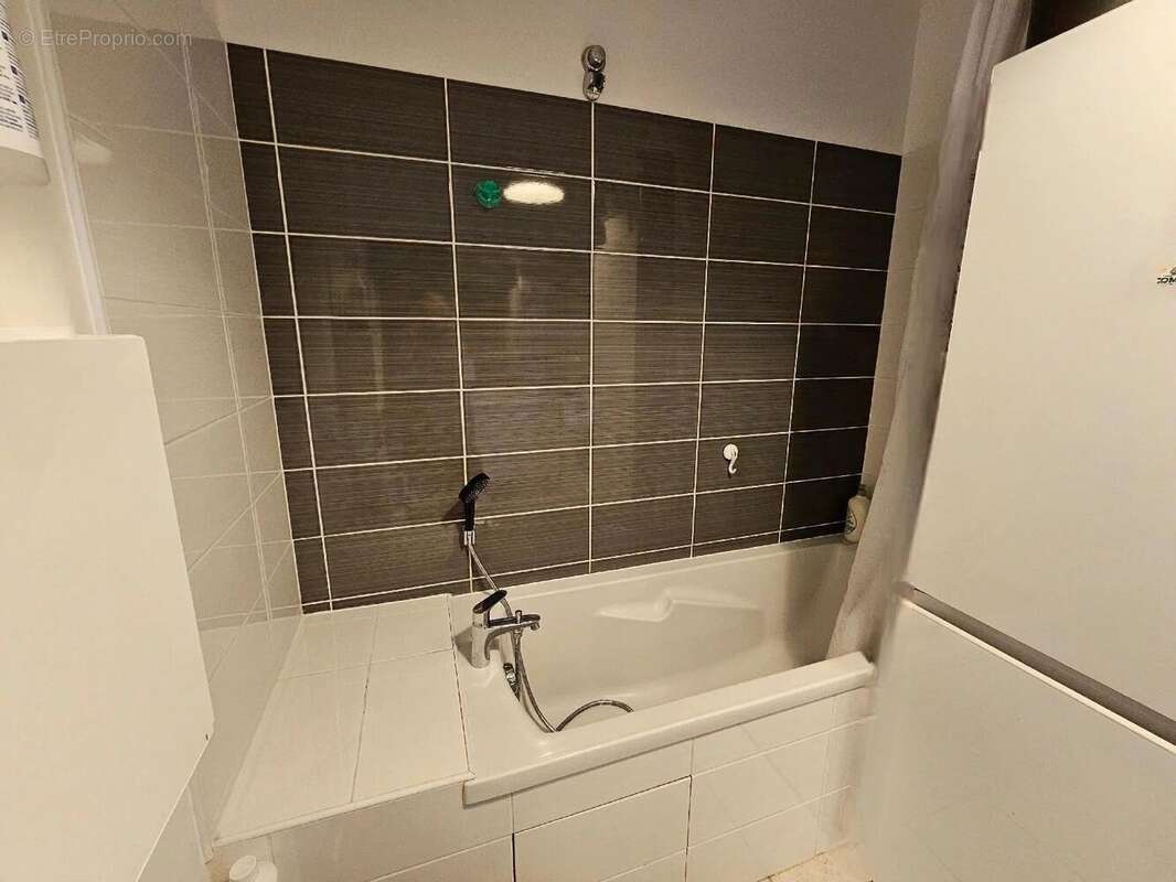 Appartement à DECINES-CHARPIEU