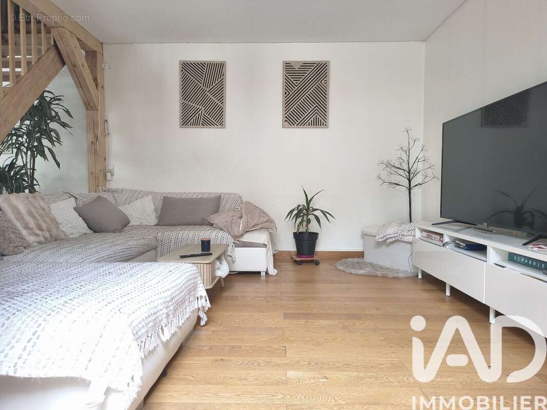 Photo 3 - Maison à SAINT-ARNOULT-EN-YVELINES
