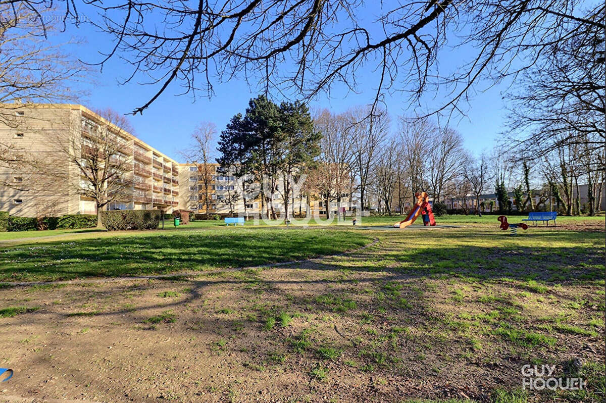 Appartement à SAINT-MICHEL-SUR-ORGE