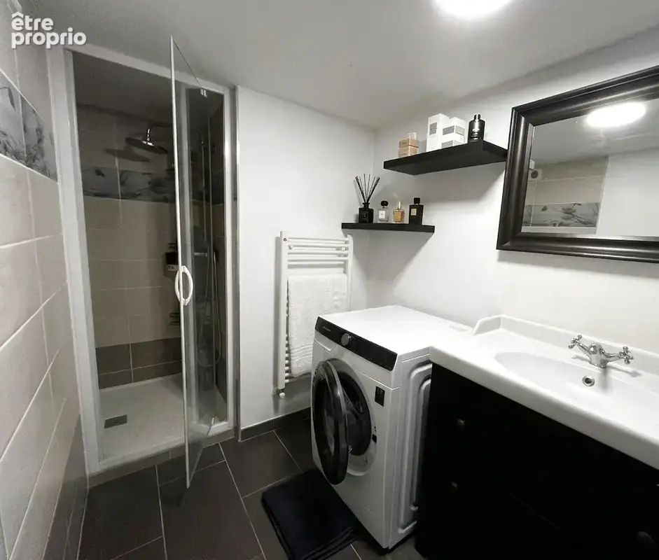 HIDRI IMMO PLUS vous propose un un investissement d'exception au cœur de Grenoble : un loft d'architecte 4 p - photo 8